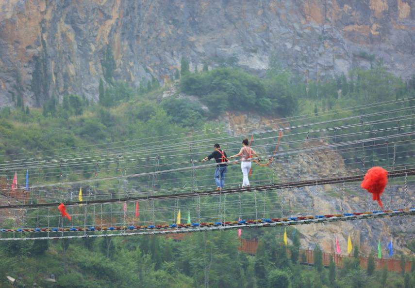 步步驚心橋?yàn)槭裁丛絹?lái)越受游客喜歡？